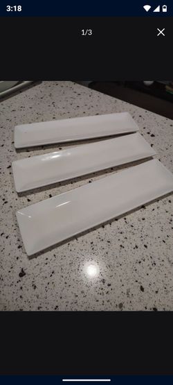 Porcelain plates