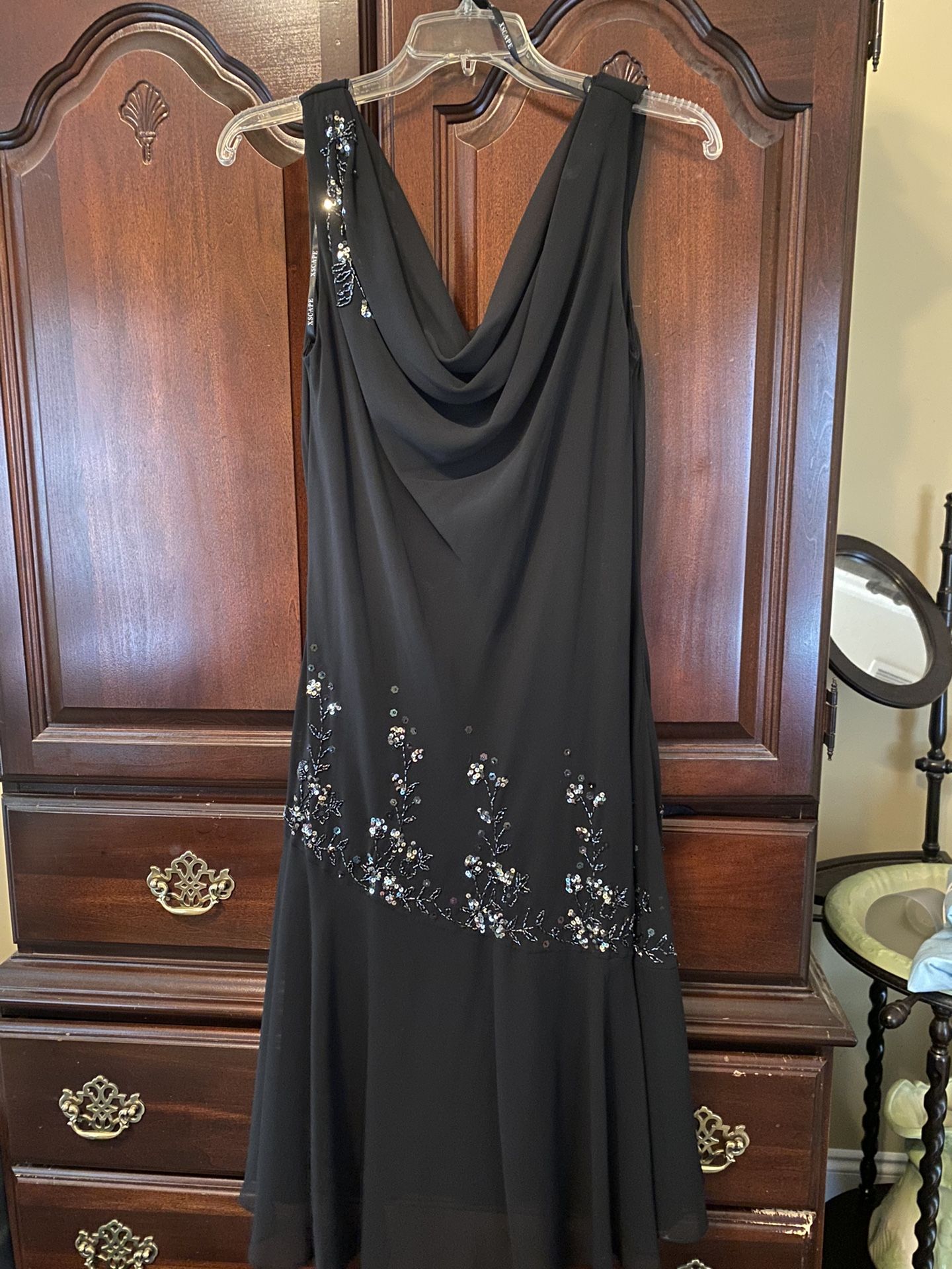 Beautiful Black Cocktail Dress