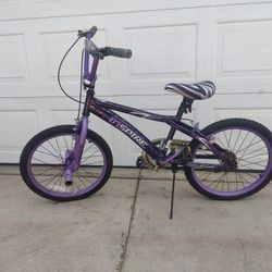 Visicletas Y Patines Todo  Junto