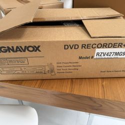 Magnavox ZV427MG9 DVD Recorder VCR Combo w/ Remote & Manual - Open Box / New 