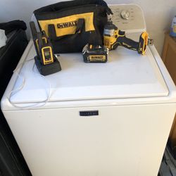 Dewalt Impact Gun Two Wakie Talkies With Charging Docks And Battery’s 