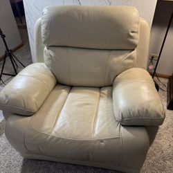 Monte Carlo Dual-Power Recliner