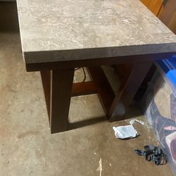 1 End  Table