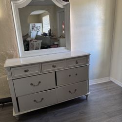 $40 Dresser