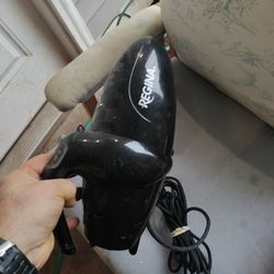 car vacuum works