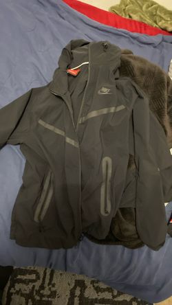 nike tech windbreaker