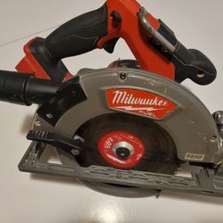 M18 FUEL 18V Brushless 7-1/4 in. Circular Saw (Tool Only)