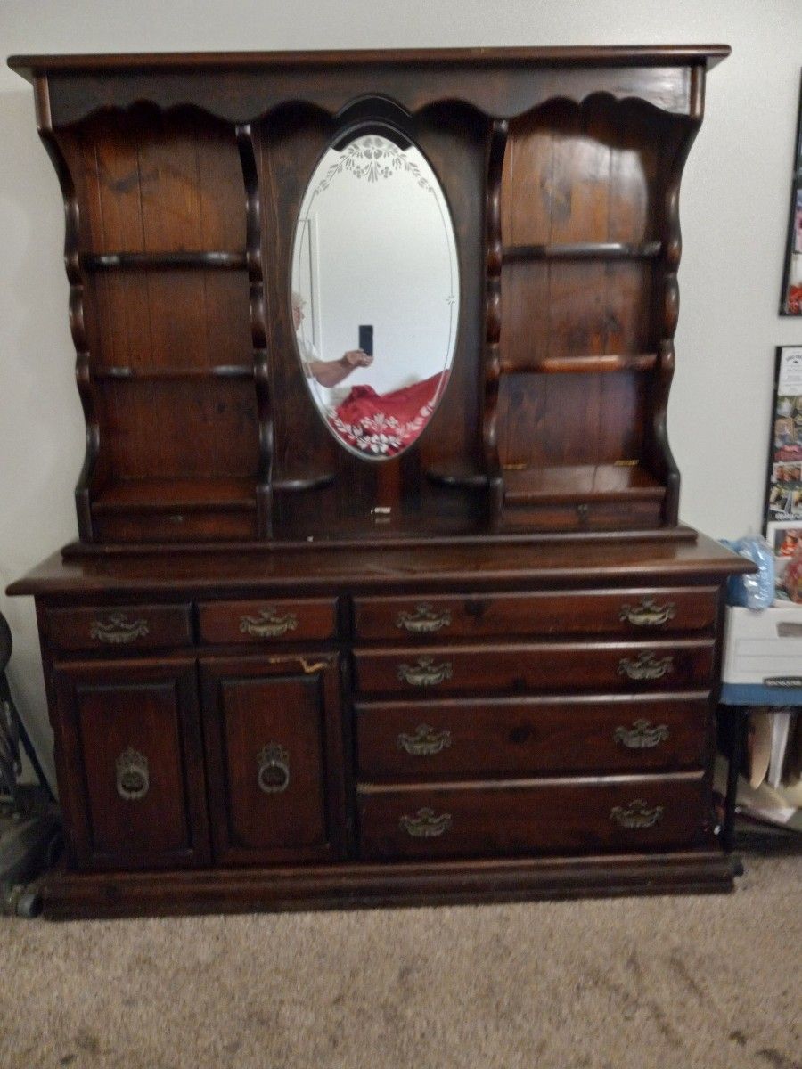 Dresser with Mirror and Hutch & 2 Bed Side Tables