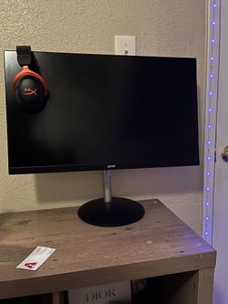 Gaming Monitor + Gaming Headset