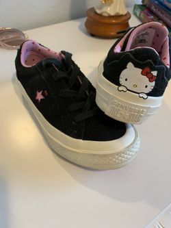 Converse + Hello Kitty