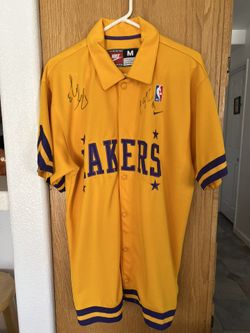 Autographed Lakers Warm Up Jersey