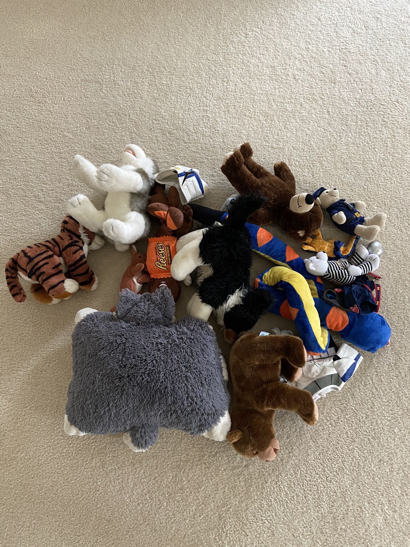 Stuffed Animal Lot!