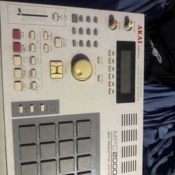 Akia 2000