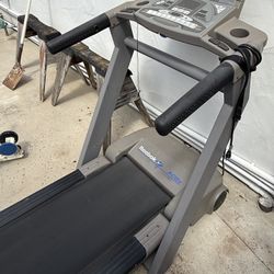 Treadmill- Rebock Heavy Duty 