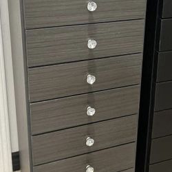 8 Drawer Paulina Grey 