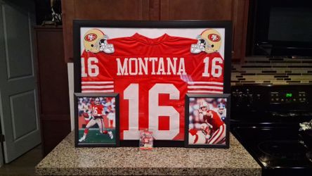 JOE MONTANA HALL OF FAMER WITH THE SAN FRANCISCO 49ERS STITCHED,FRAMED JERSEY with TRADING CARD.