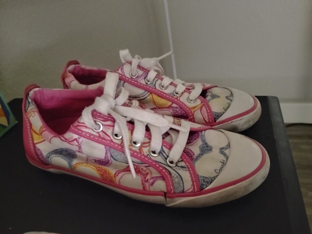 Women's Size 8 Coach Shoes
