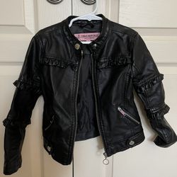 Little girls leather jacket in great condition, Size 5-6