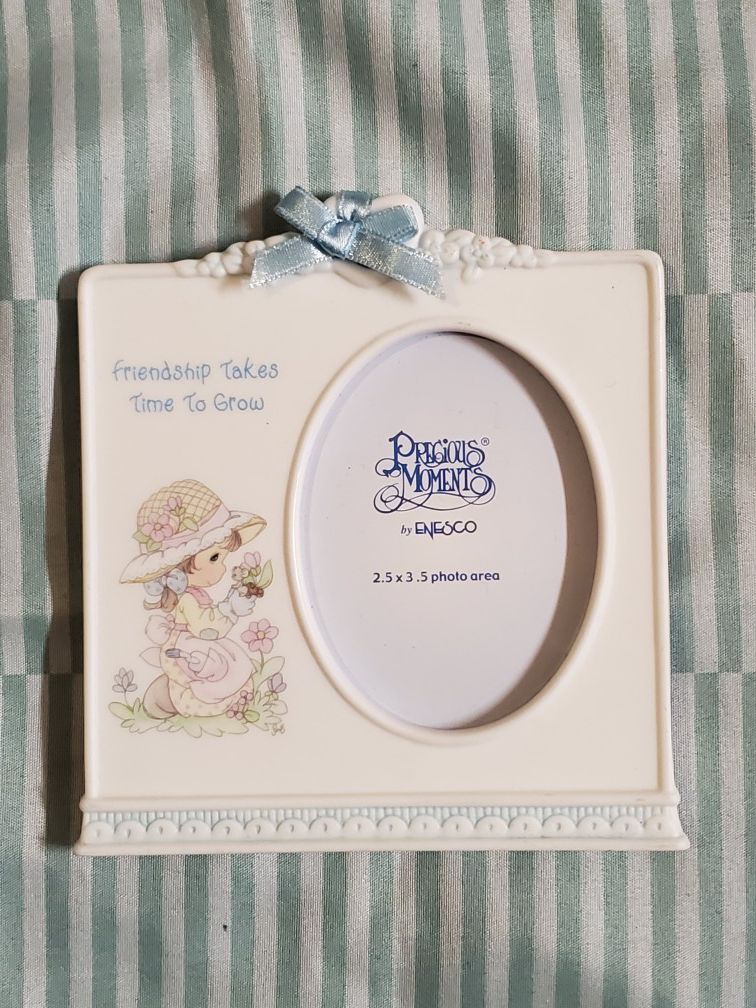 Precious moments picture frame