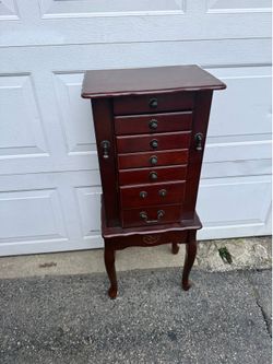 Jewelry armoire