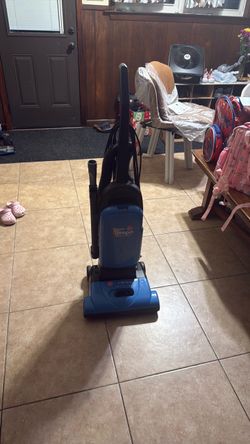 Bissel bagged vacuum