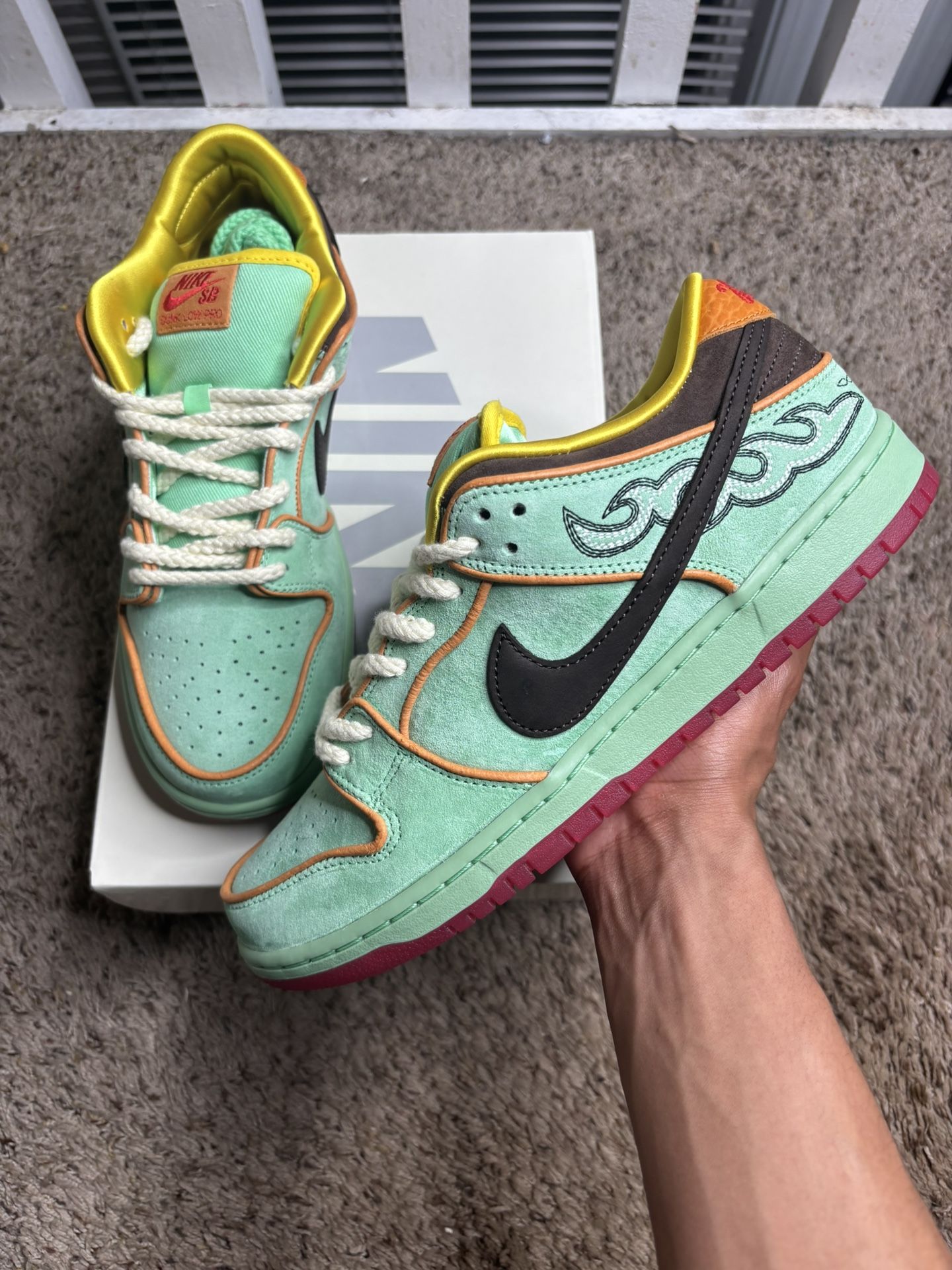 2025 Nike SB Dunk Low Rodeo Tourmaline