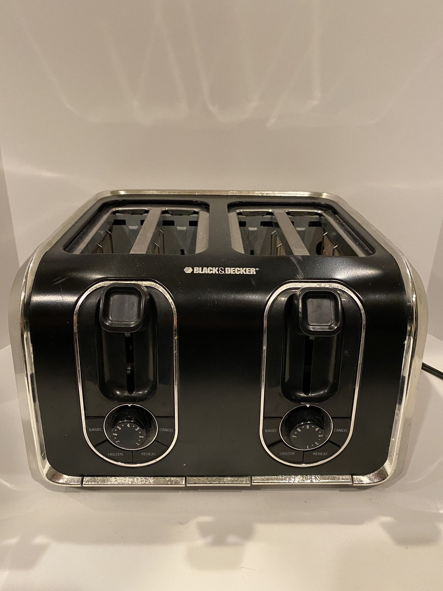 Black And Decked Toaster Stainless Steel Model TR1400SB