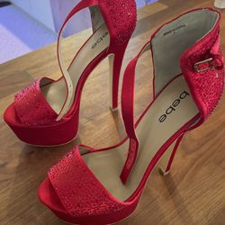 Bebe Size 7 Red Heels