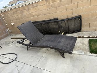 3 Reclining Chairs Comes With Blue Cushions