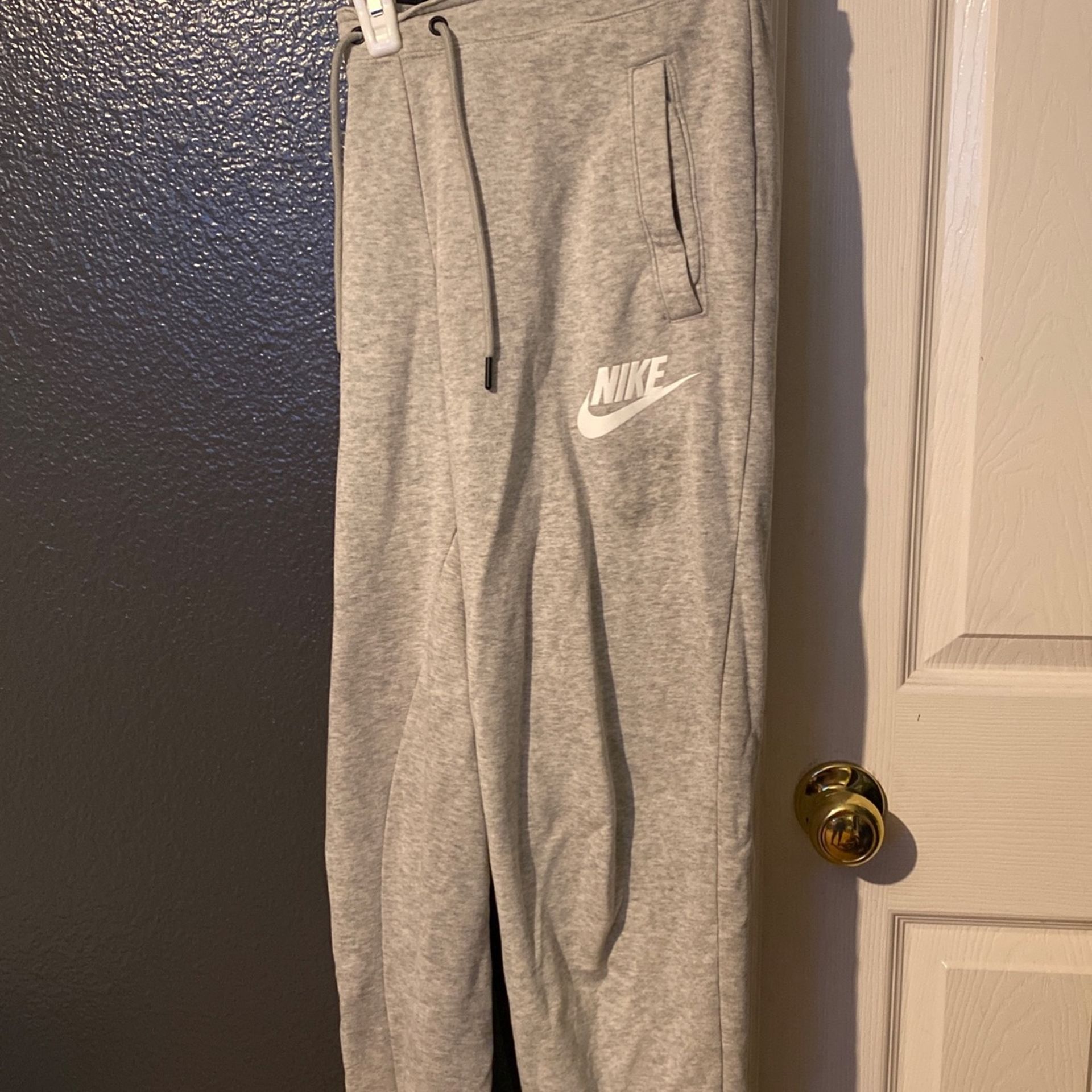 Nike Sweatsuit Womens
