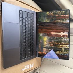 MacBook Pro M4 14”