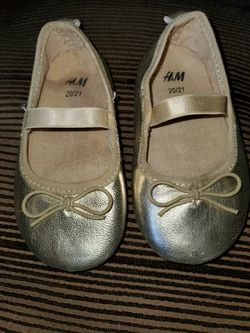 Little girls shoes