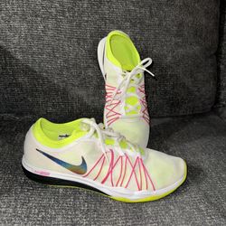 Nike Shoes Women Size 8