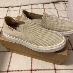 Ugg Women Sneakers