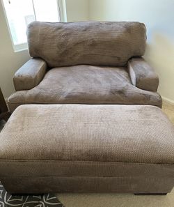 Large Sofa Chair & Ottoman- Mint Condition