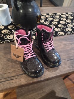 Dr. Martens Kids size 9 Glitter Boots with Pink Laces