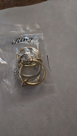 Gold-Tone Ring Set Size 6