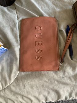 Guess Clutch 
