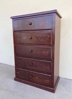 Five drawers dresser
