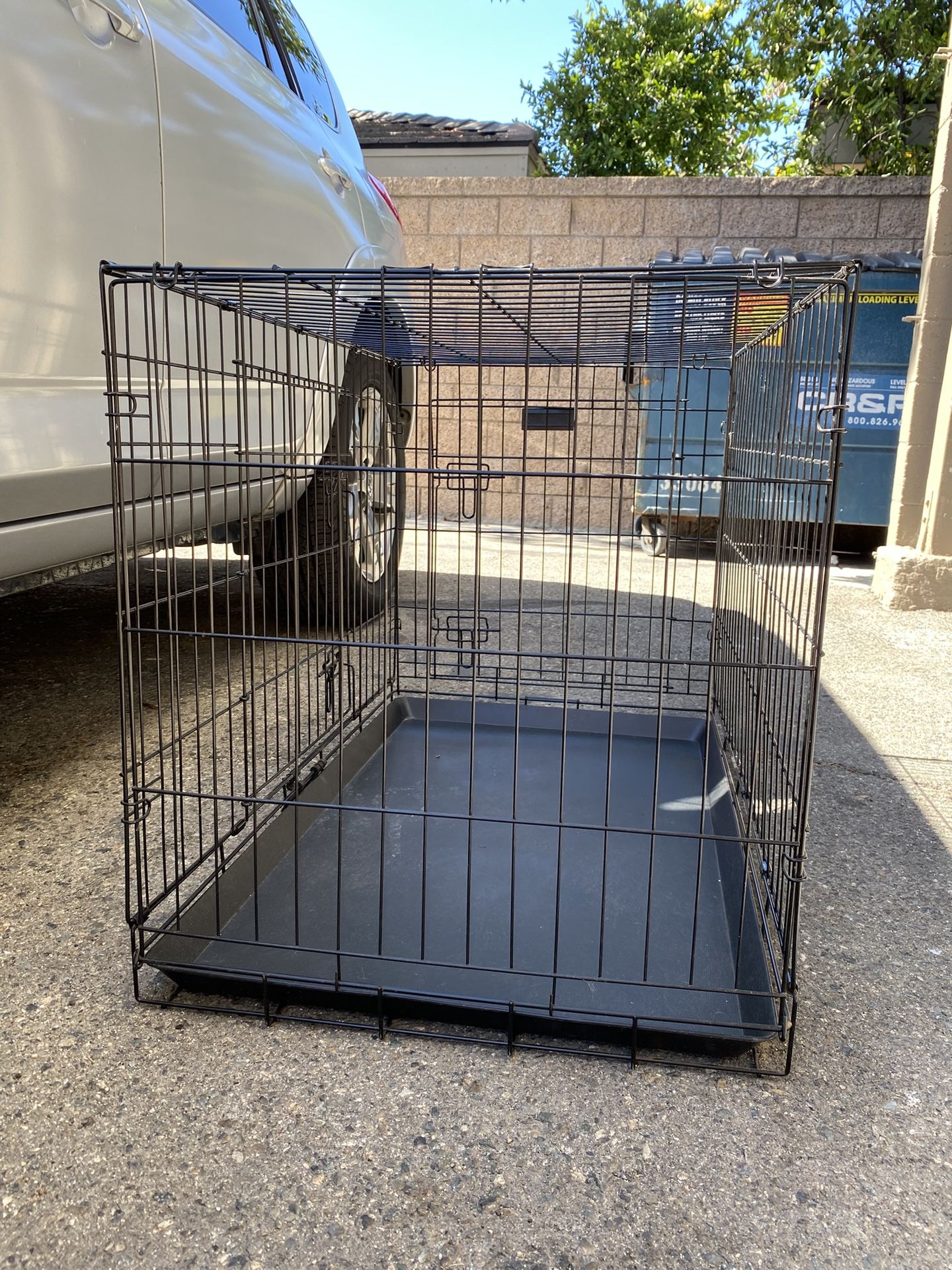 Folding Wire Dog Crate