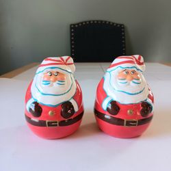 Vintage 90s Enesco Whimsical Santa Claus Kitchen Salt & Pepper Shakers Christmas
