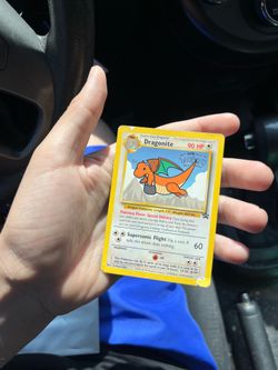 Lightly damaged dragonite pokemon