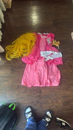 Princess Peach Costume