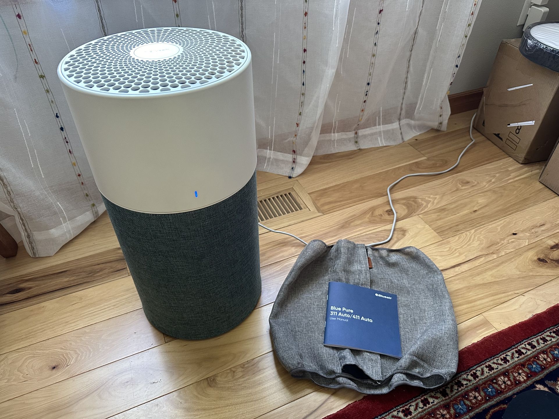 PENDING: Blueair air purifier / Blue Pure 311 Auto HEPA