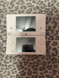 DSi 2006 (Charger needed)