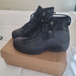 Converse Boots 
