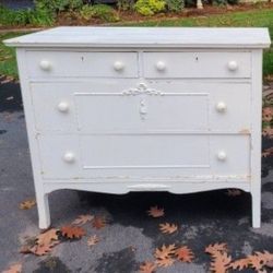 Antique White Single Dresser. $150.00