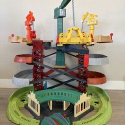 Thomas & Friends Trains & Cranes Super Tower Playset (HUGE)