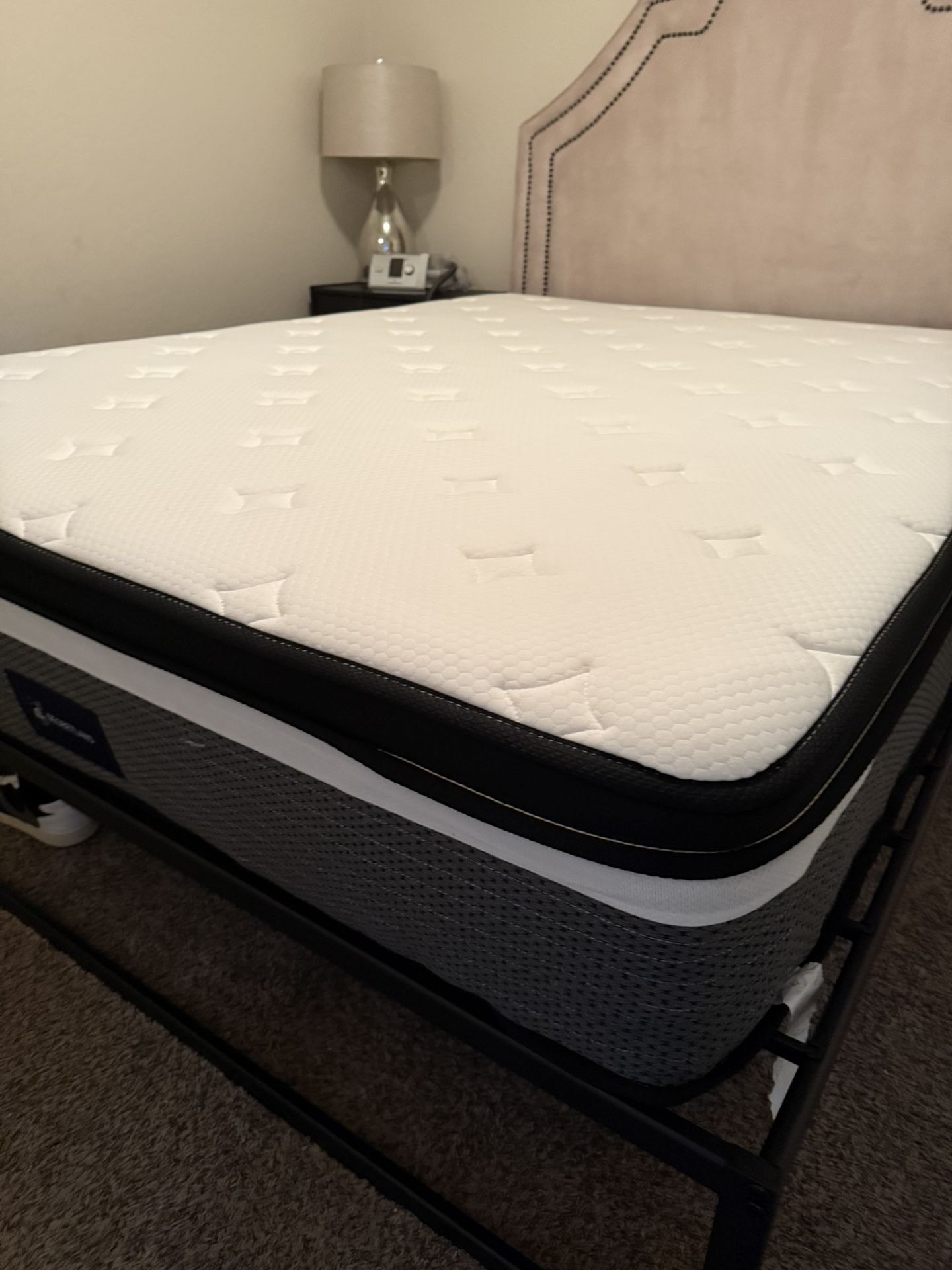 Queen Size Bed Frame & mattress