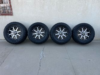 20” chevy rims and tires